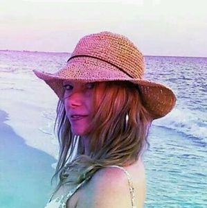 Meet your Posher, Traci